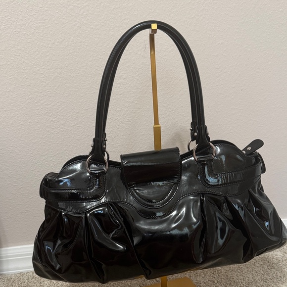 **♥️♥️Salvatore Ferragamo Black Patent Leather Handbag♥️♥️** - Picture 6 of 13